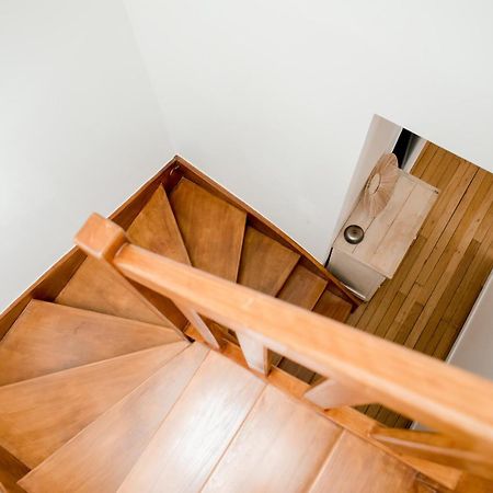Chambres dans maison familiale avec jardin et studio au sein du Triangle d'Or de Rueil Malmaison, aux portes de Paris et la Défense Esterno foto