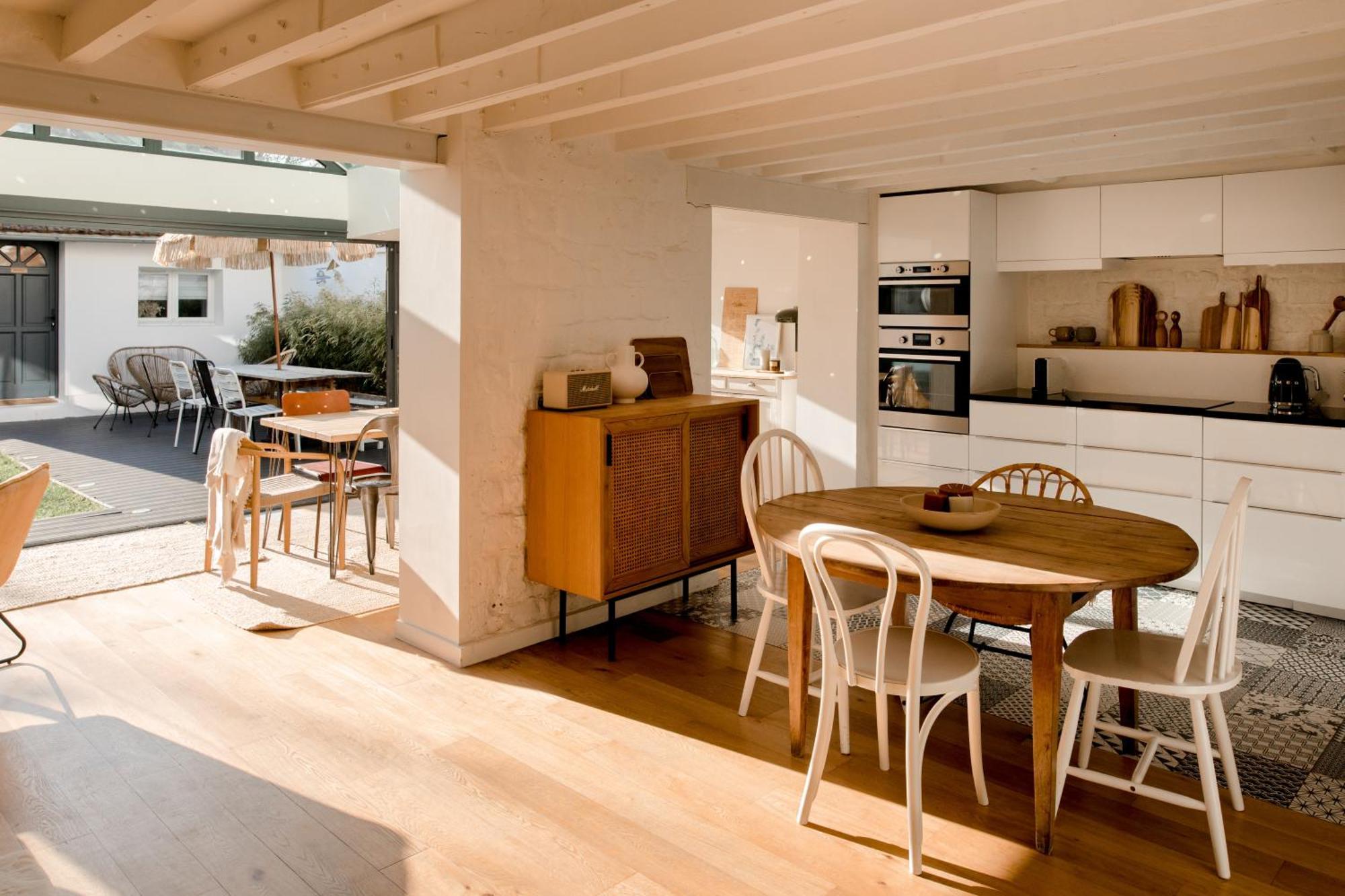 Chambres dans maison familiale avec jardin et studio au sein du Triangle d'Or de Rueil Malmaison, aux portes de Paris et la Défense Esterno foto