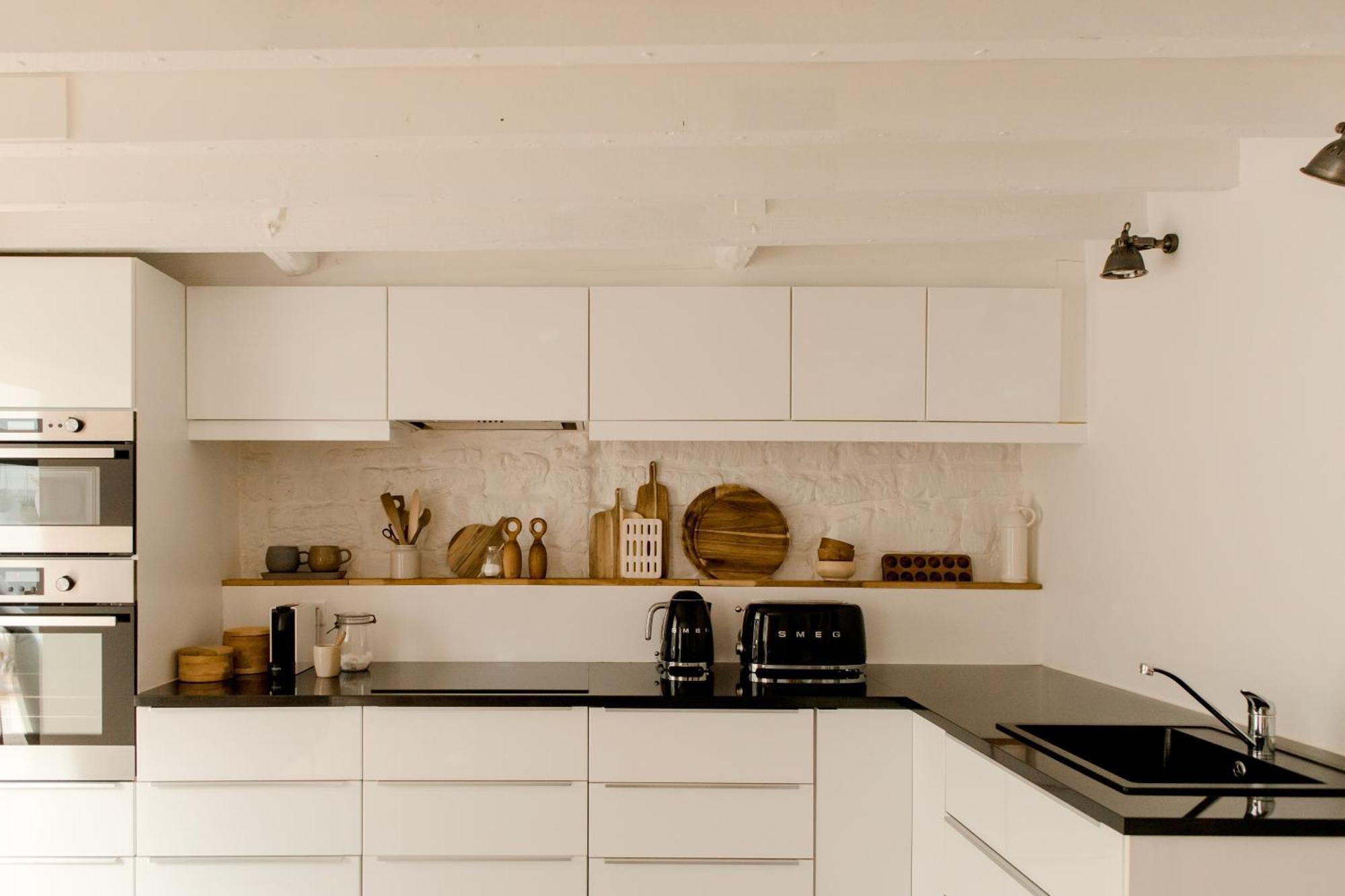 Chambres dans maison familiale avec jardin et studio au sein du Triangle d'Or de Rueil Malmaison, aux portes de Paris et la Défense Esterno foto