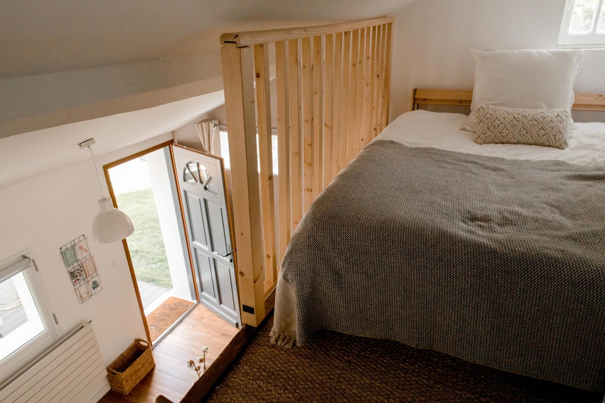 Chambres dans maison familiale avec jardin et studio au sein du Triangle d'Or de Rueil Malmaison, aux portes de Paris et la Défense Esterno foto