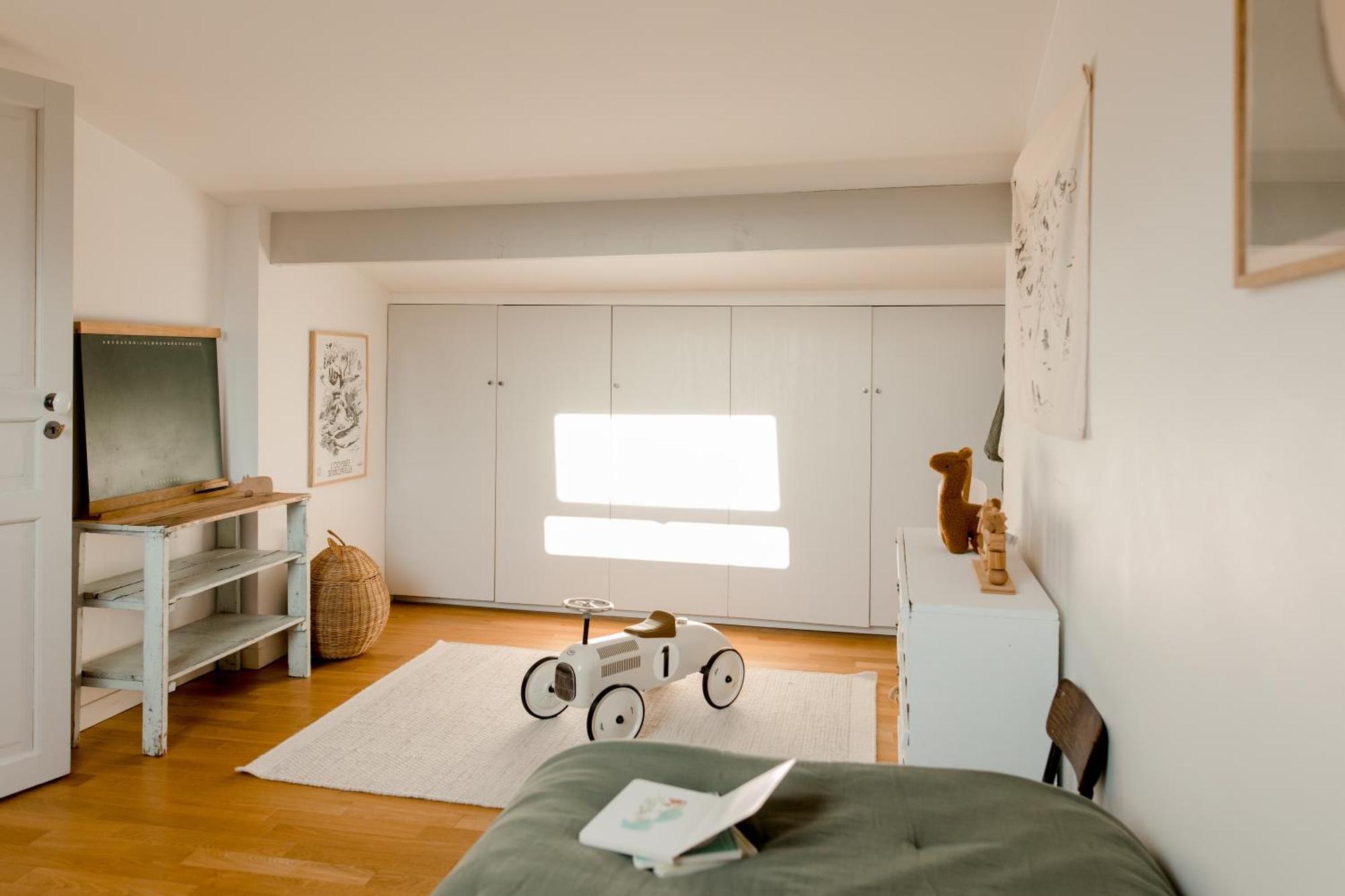 Chambres dans maison familiale avec jardin et studio au sein du Triangle d'Or de Rueil Malmaison, aux portes de Paris et la Défense Esterno foto