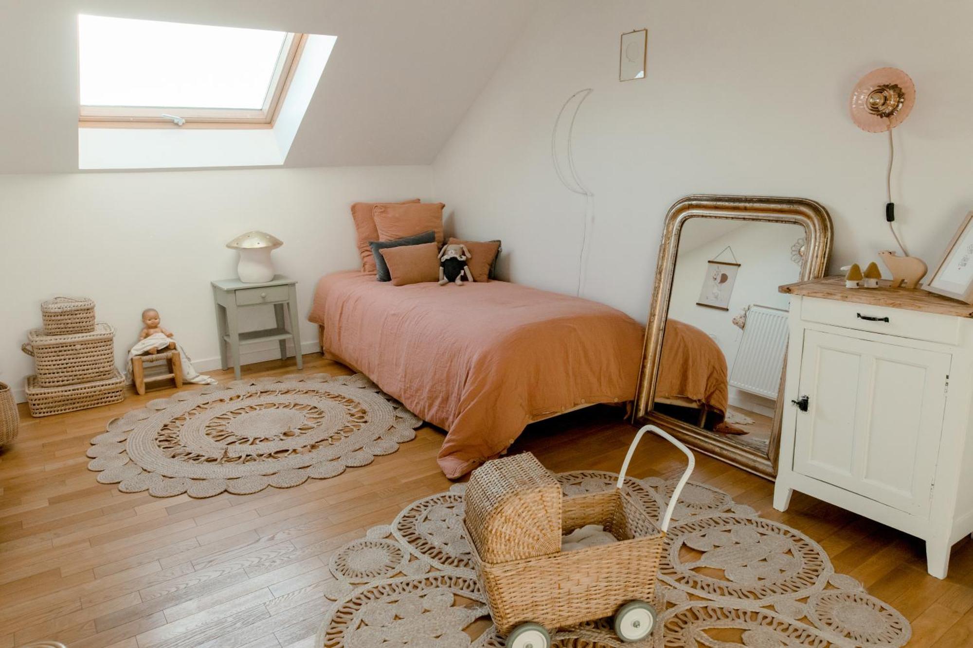 Chambres dans maison familiale avec jardin et studio au sein du Triangle d'Or de Rueil Malmaison, aux portes de Paris et la Défense Esterno foto
