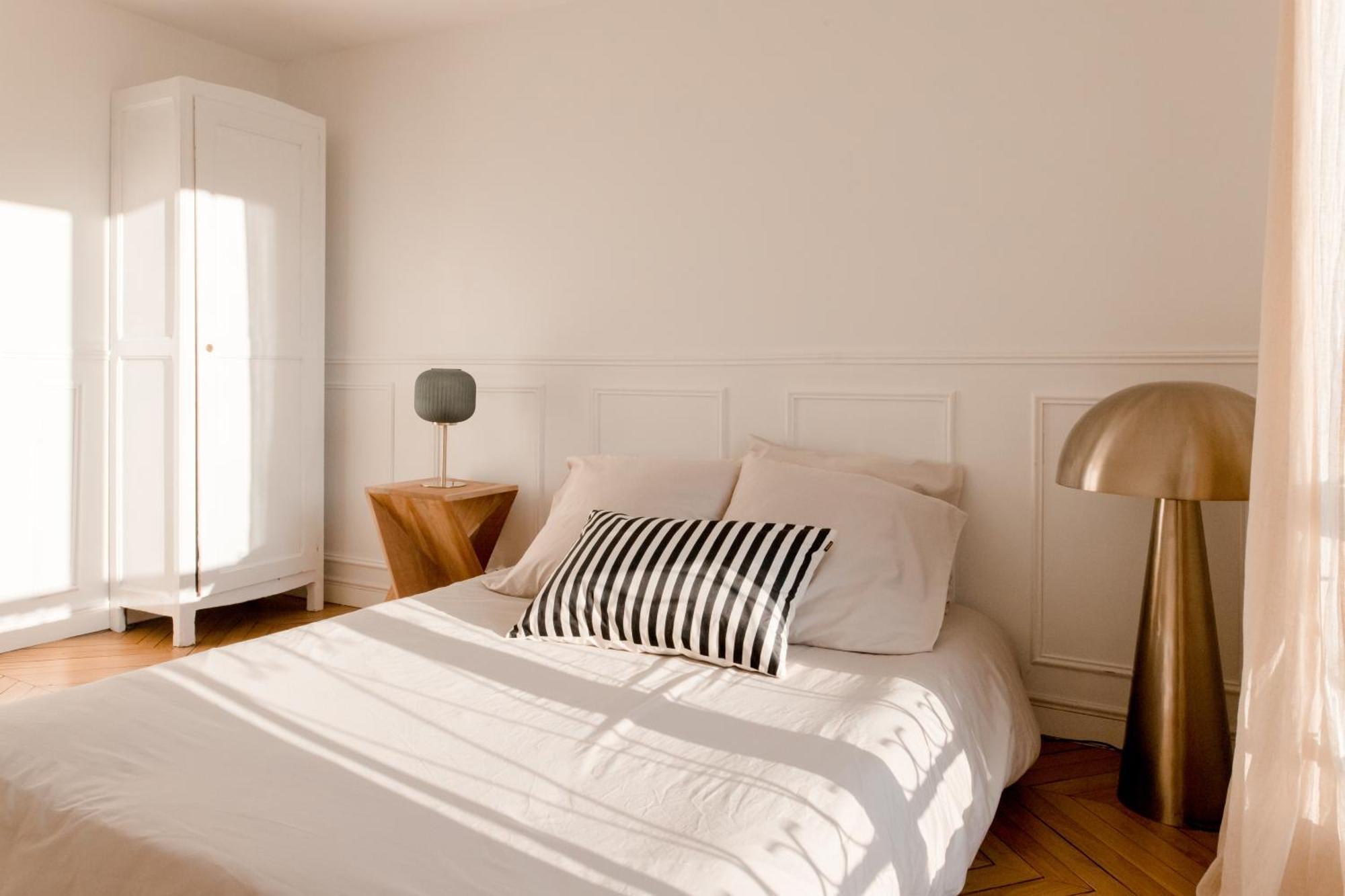 Chambres dans maison familiale avec jardin et studio au sein du Triangle d'Or de Rueil Malmaison, aux portes de Paris et la Défense Esterno foto